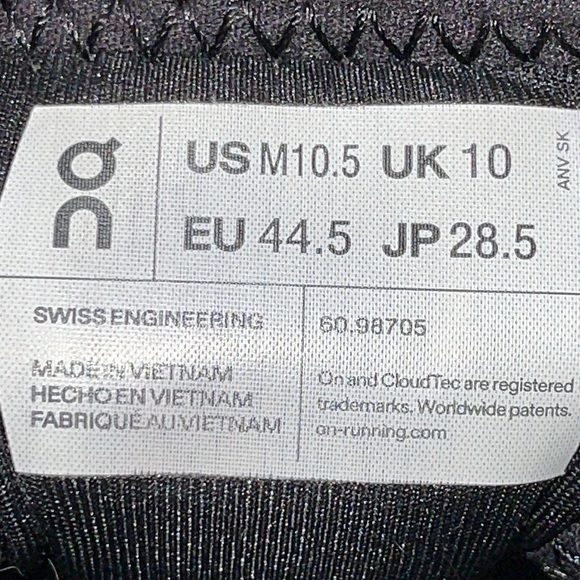 On Cloud Running - Picture 9 of 9